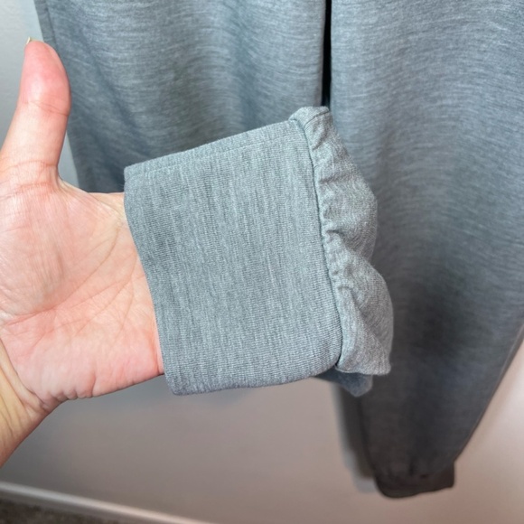 The North Face Women's Westbrae Knit Jogger Pants Heather Grey Pockets Sz Small - Picture 3 of 16